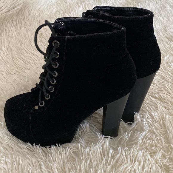 Black booties - Picture 3 of 5